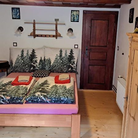 Penzion Pod Zeleznym Vrchem Chribska Luaran gambar